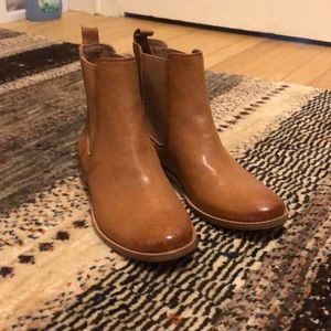BNWOB Frye Booties